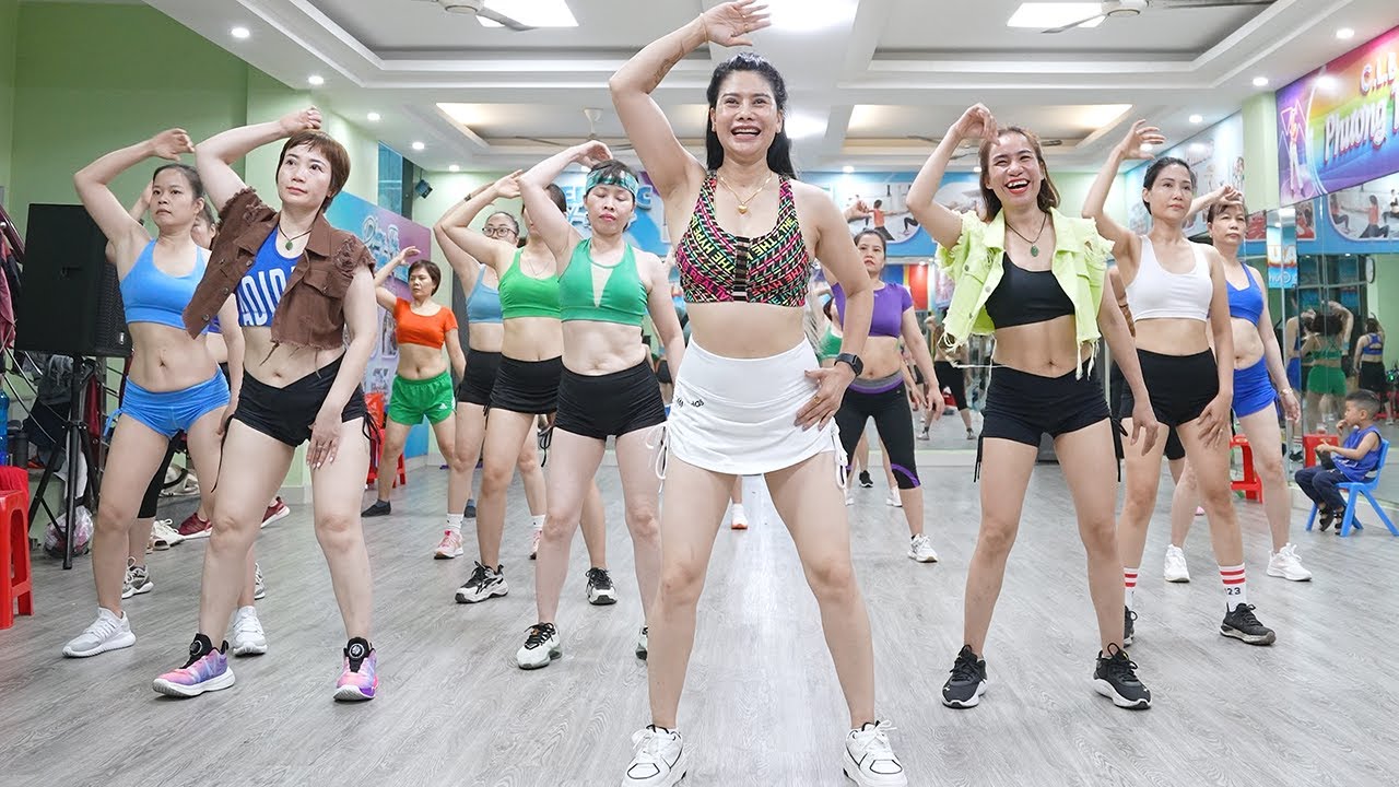 23 Minute Exercise Routine To Lose Belly Fat | Zumba Class